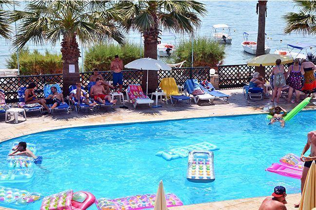 Turtle Beach Agios Sostis  Buitenkant foto
